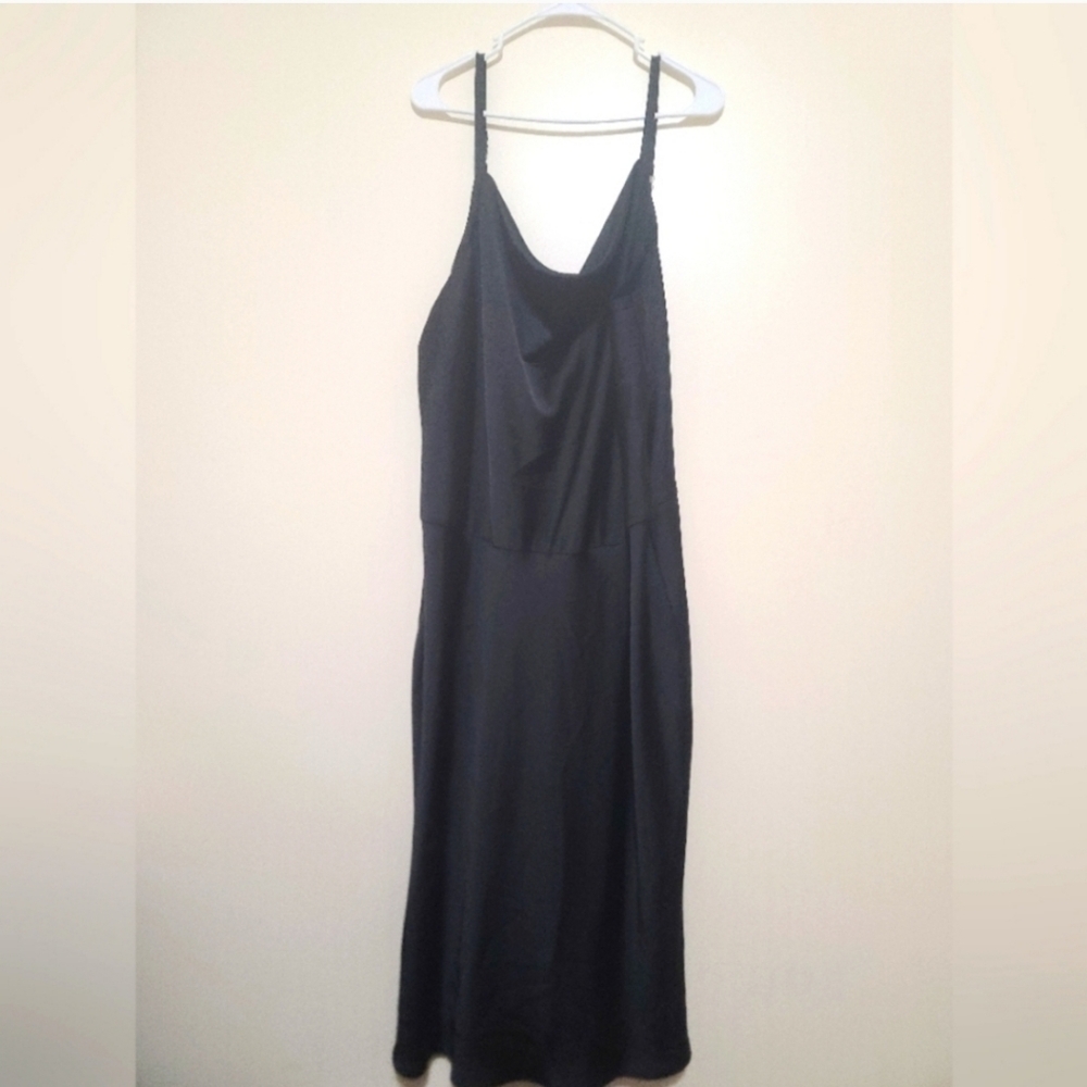 Ava & Viv Black Dress